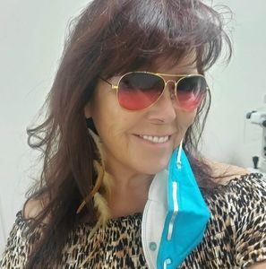 Meet your Posher, Jeanie